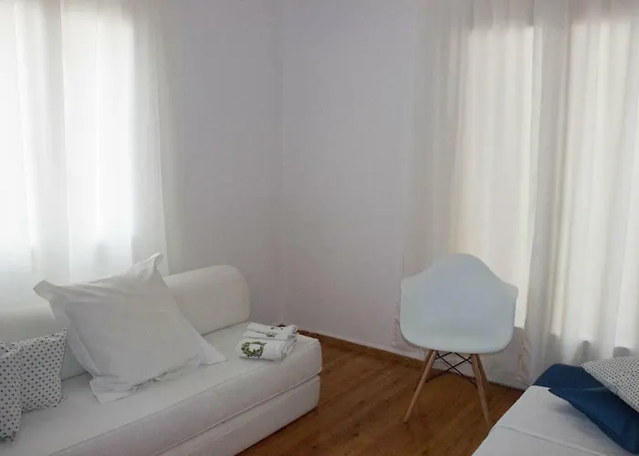 Luxury At Proxenou Koromila